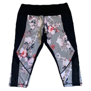 ACX Active Plus Size Floral Print Mesh Panel Capri Leggings Size 1X
